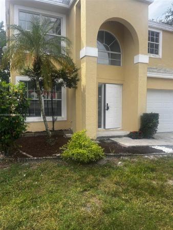Jacaranda Pointe, 9454 NW 8th Cir, Plantation, Florida 33324, image 1