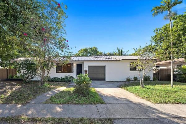 Lynn Heights, 1240 NE 138th St, North Miami, Florida 33161, image 1