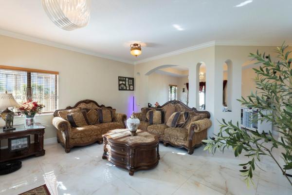 Vitran Homes At Morningside, 10941 SW 226th Ter, Princeton, Florida 33170, image 3