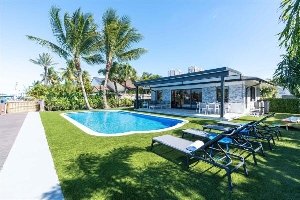 Pompano Beach Park, 309 S Riverside Dr, Pompano Beach, Florida 33062, image 1