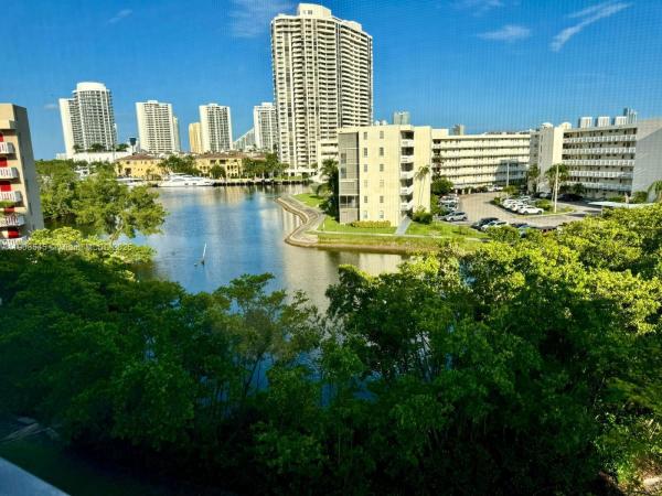Point East, 2930 Point East Dr #E512, Aventura, Florida 33160, image 1