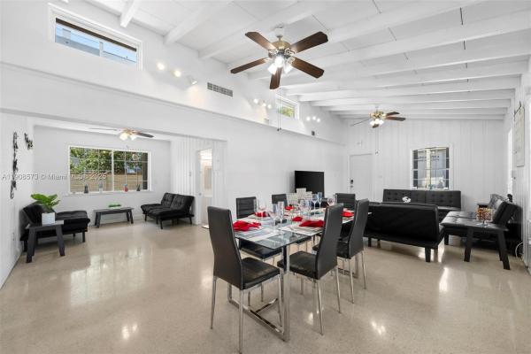 Poinciana Park, 19 NE 3rd St, Dania Beach, Florida 33004, image 1