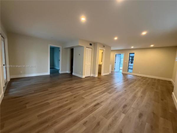 Pinehurst, 126 NE 19th Ave #1, Pompano Beach, Florida 33060, image 1