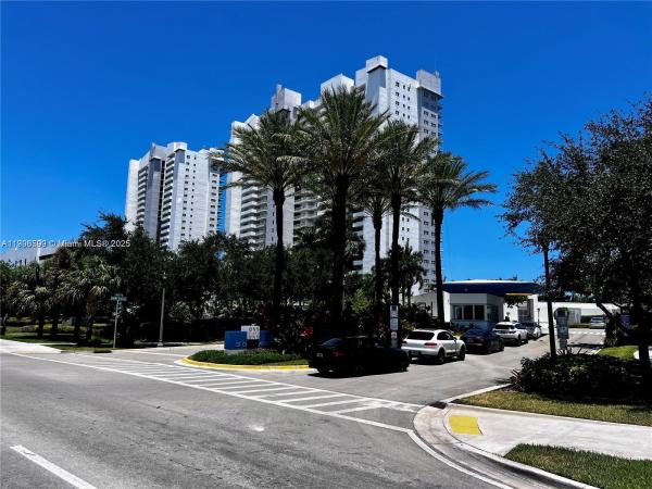 One Fifty One At Biscayne, 15051 Royal Oaks Ln #2301, North Miami, Florida 33181, image 1