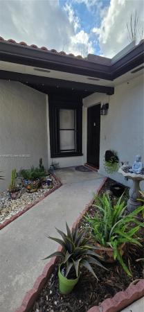 4860 SW 152nd Pl #F-92, Unincorporated Dade County, Florida 33185, image 1