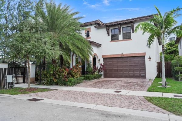 Madison Pointe At Central Park, 10204 NW 86th St, Doral, Florida 33178, image 1