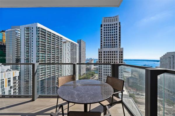 Reach Brickell City Centre, 68 SE 6th St #2505, Miami, Florida 33131, image 1