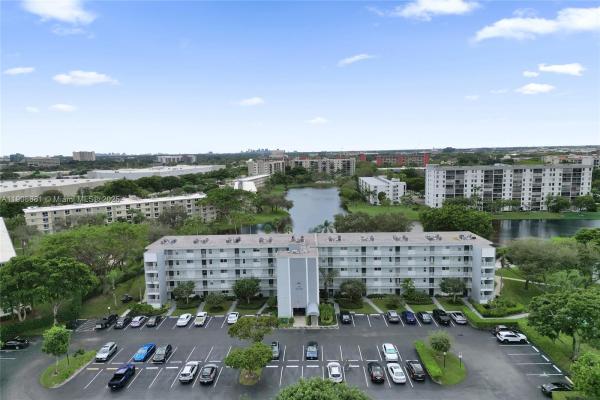 Olympic Pointe At Cypress Bend, 2220 N Cypress Bend Dr #310, Pompano Beach, Florida 33069, image 1