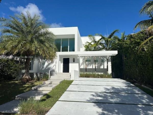 Oceanside Isle Of Normandy, 1325 Bay Dr, Miami Beach, Florida 33141, image 1
