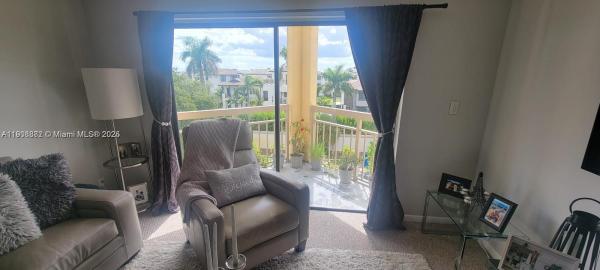 Las Vistas At Doral, 8290 Lake Dr #426, Doral, Florida 33166, image 1