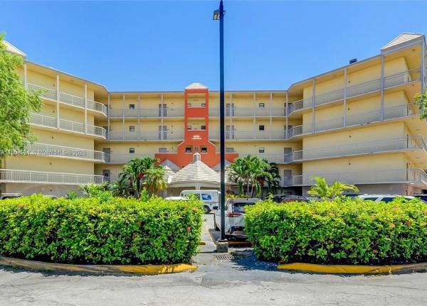 Las Vistas At Doral, 8290 Lake Dr #514, Doral, Florida 33166, image 2