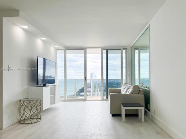 Parker Tower, 3140 S Ocean Dr #2403, Hallandale Beach, Florida 33009, image 1