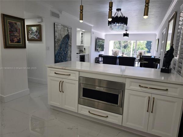 The Falls Of Inverrary, 6010 S Falls Circle Dr #206, Lauderhill, Florida 33319, image 2