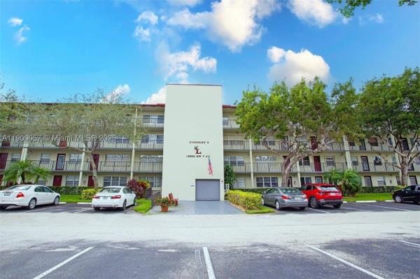 Kingsley At Century Village, 13250 SW 7th Ct #204L, Pembroke Pines, Florida 33027, image 3