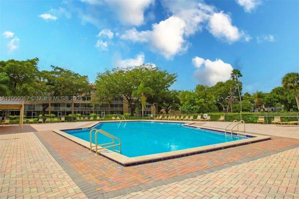 Kingsley At Century Village, 13250 SW 7th Ct #204L, Pembroke Pines, Florida 33027, image 1