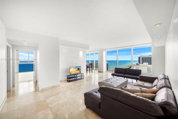 Green Diamond, 4775 Collins Ave #1903, Miami Beach, Florida 33140, image 1