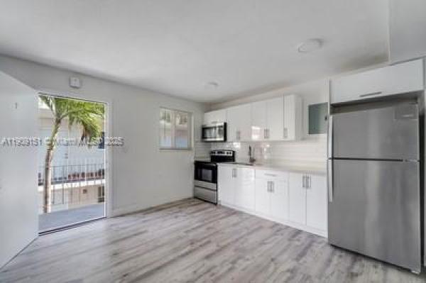 Braddock, 1630 NW 18th St, Miami, Florida 33125, image 2