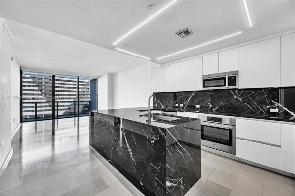 Rise Brickell City Centre, 88 SW 7th St #806, Miami, Florida 33130, image 1