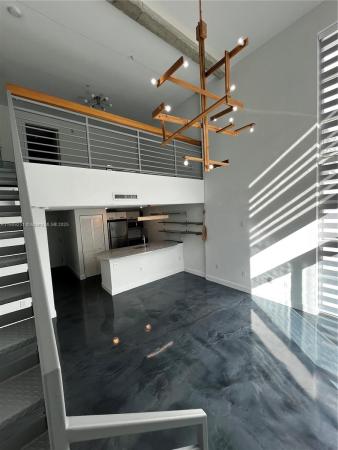 Vilasol, 7744 Collins Ave #17, Miami Beach, Florida 33141, image 1