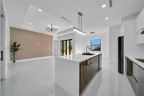 4213 20th St Sw, Lehigh Acres, Florida 33976, image 1