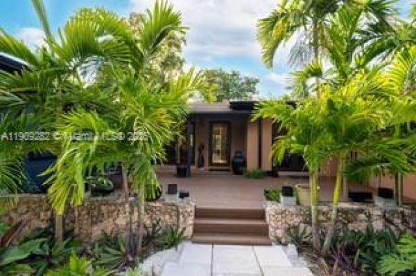 Griffing Biscayne Park Estates, 12330 Griffing Blvd, North Miami, Florida 33161, image 1