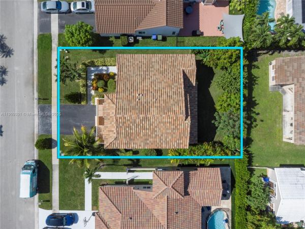 Chapel Oaks, 18865 NW 1st St, Pembroke Pines, Florida 33029, image 2