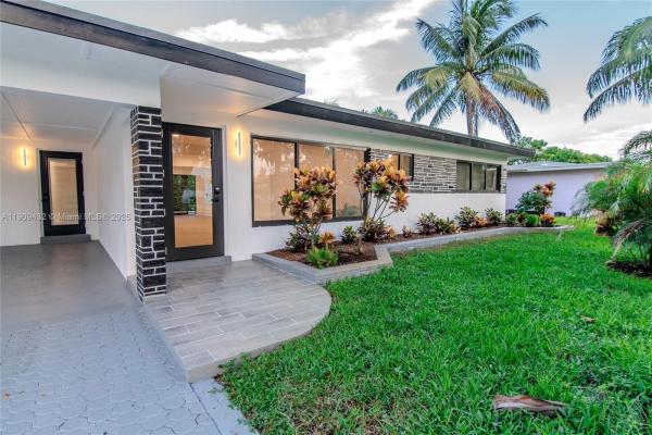 Melrose Park, 552 W Evanston Cir, Fort Lauderdale, Florida 33312, image 2