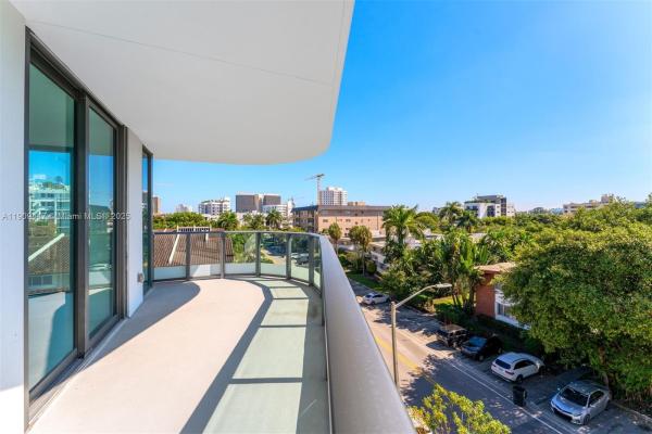 9901 W Bay Harbor Dr #506, Bay Harbor Islands, Florida 33154, image 1