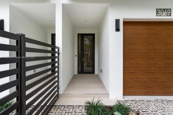 3067 Hibiscus St #, Miami, Florida 33133, image 3