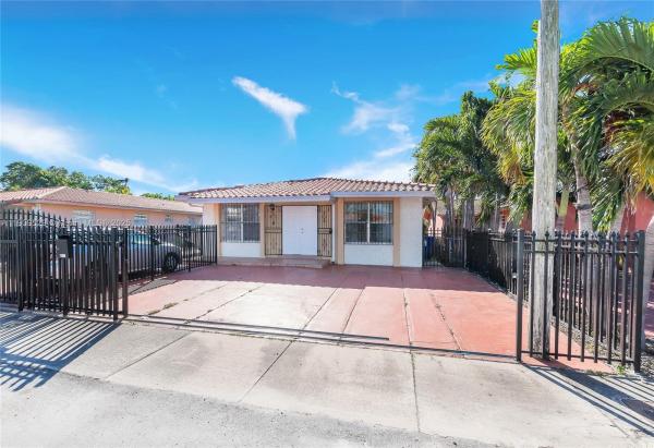 Lyndale, 3074 SW 17th St #FRONT, Miami, Florida 33145, image 1