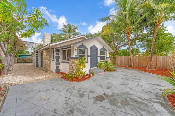 Floral Park, 1621 NW 55th St, Miami, Florida 33142, image 2