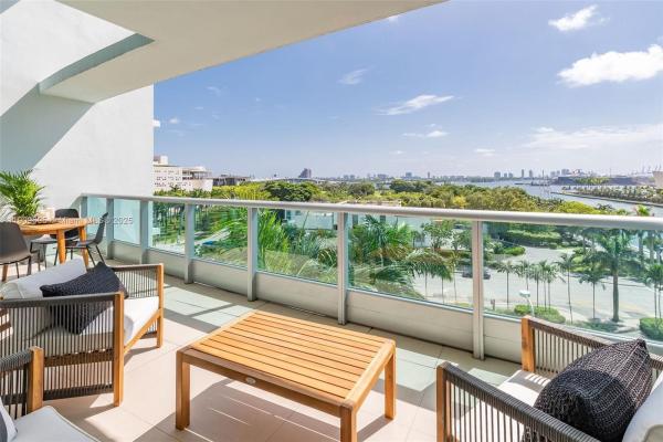900 Biscayne Bay, 900 Biscayne Blvd #702, Miami, Florida 33132, image 1