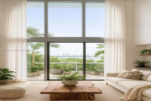 900 Biscayne Bay, 900 Biscayne Blvd #702, Miami, Florida 33132, image 2