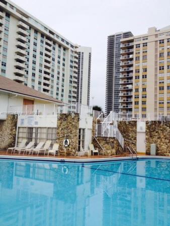 Plaza Towers, 1833 S Ocean Dr #308, Hallandale Beach, Florida 33009, image 2