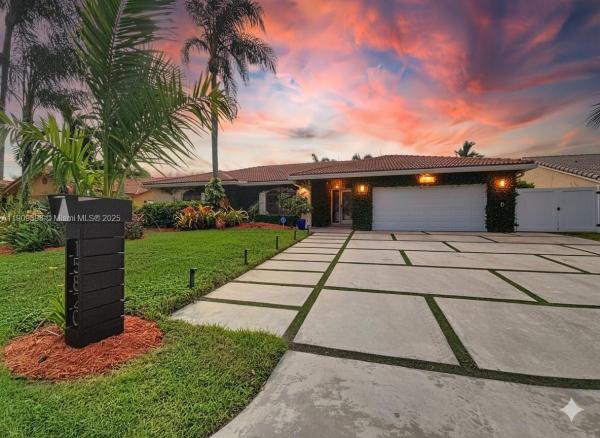 Waverly Hundred, 15820 Sedgewyck Cir N #, Davie, Florida 33331, image 1