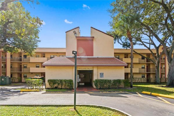 Miramar Club, 3199 Foxcroft Rd #314, Miramar, Florida 33025, image 1