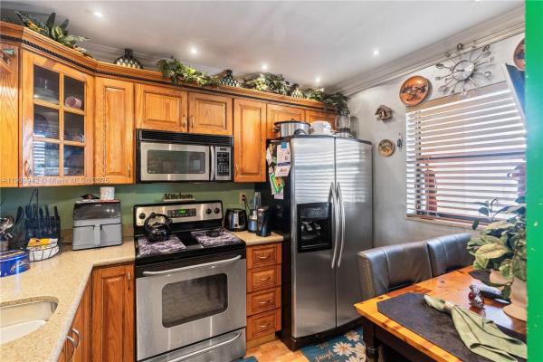 Miramar Club, 3199 Foxcroft Rd #314, Miramar, Florida 33025, image 2