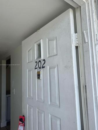Monterey Village, 438 NE 210th Cir Ter #202-4B, Ives Estates, Florida 33179, image 2