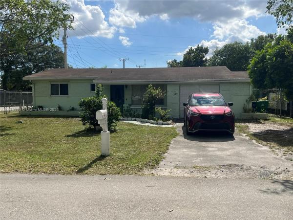 Welwyn Manor, 6200 SW 19th St, Miramar, Florida 33023, image 2