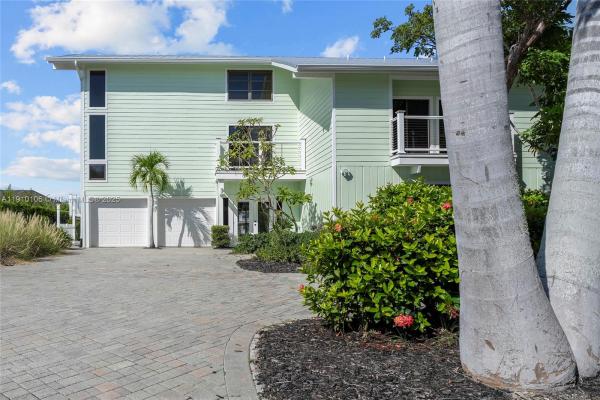 18292 Deep Passage Ln, Fort Myers, Florida 33931, image 1