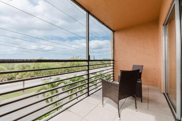 Sun Run, 3110 N Pine Island Rd #409, Sunrise, Florida 33351, image 1