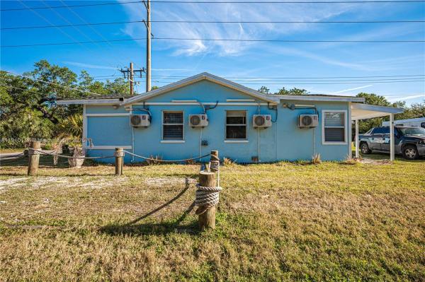 4504 Oakley St, Port Charlotte, Florida 33980, image 1