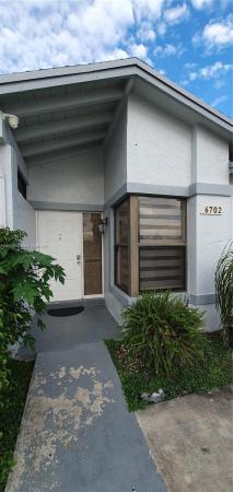6702 SW 152nd Pl #28-02, Unincorporated Dade County, Florida 33193, image 1