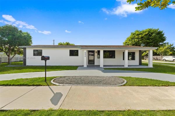 8370 SW 46th St, Miami, Florida 33155, image 1