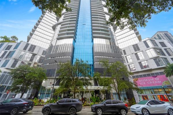 Paramount Miami Worldcenter, 851 NE 1st Ave #4204, Miami, Florida 33132, image 3