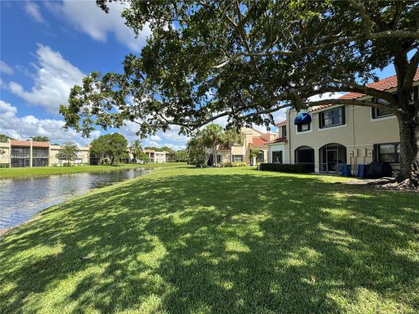 Visions, 573 Racquet Club Rd #15, Weston, Florida 33326, image 1