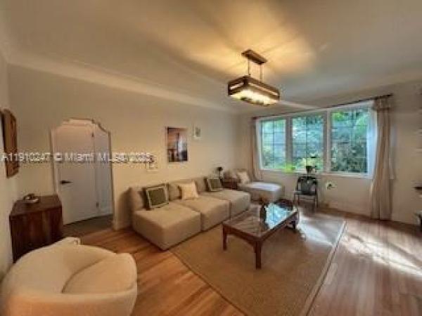 Nine Ten,  #3, Miami Beach, Florida 33139, image 1