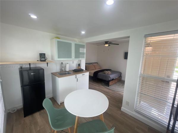 Allenwood, 1505 NE 15th Ave, Fort Lauderdale, Florida 33304, image 2