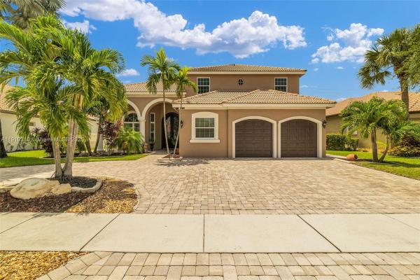 Pasadena Estates At Pembroke Shores, 15974 SW 16th St, Pembroke Pines, Florida 33027, image 1