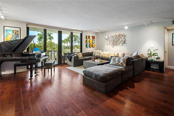 Towers Of Key Biscayne, 1111 Crandon Blvd #C205, Key Biscayne, Florida 33149, image 3